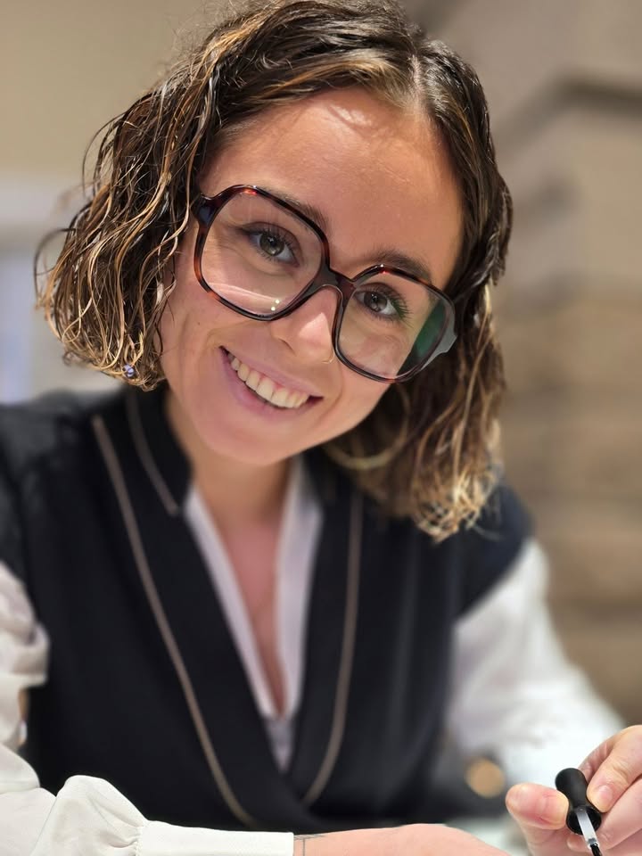 Nous avons le plaisir de vous presenter Lilou alternante en 1 1387005450097356 - Accueil - la roche Bernard / Morbihan Nous avons le plaisir de vous presenter Lilou alternante en 1 1387005450097356 - Accueil - la roche Bernard / Morbihan